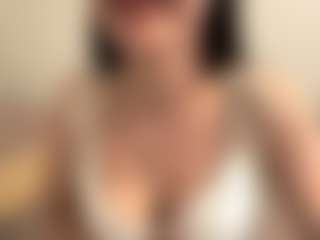 Live cam show with MaribelHechinger - Small Tits Young Adult on Camming Site