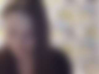 Live cam show with MaribelHechinger - Squirt on Hubzter Live