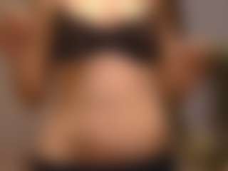 Live cam show with MaribelHechinger - Flashing on Streamer API