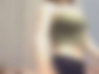 Live cam show with MaribelHechinger - Ahegao on CamClone