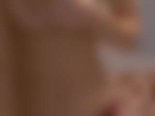 Live cam show with MaribelHechinger - Teen (18+) on livesuperchat.net
