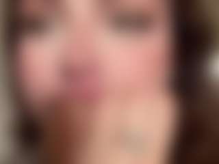 Eva's Live Sex Cam Show