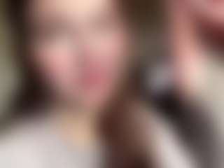 Live cam show with Eva - New Toys on CamClone
