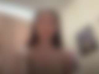 Live cam show with RobynEslick - Solo on Mixed Magazine Live