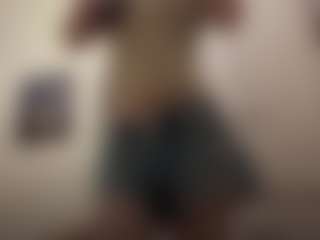 Live cam show with RobynEslick - Bi on realtime-chat