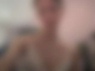 RobynEslick's Live Sex Cam Show