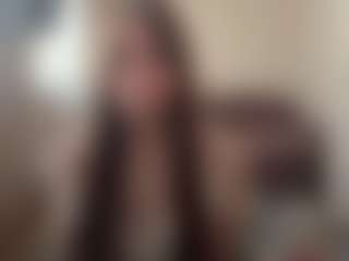 Live cam show with RobynEslick - Green Eyes on Camming Site