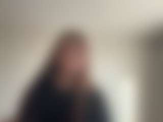 Live cam show with RobynEslick - Green Eyes on Soda Cam