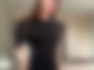 Live cam show with RobynEslick - Control on Dolls Live