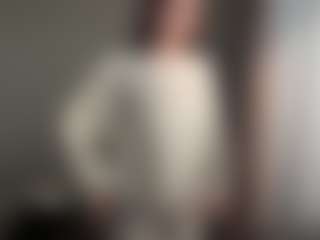 Live cam show with RobynEslick - Cute on Free Soda
