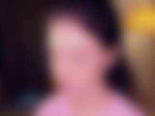 Live cam show with Anna - Athletic Lush on AdultVida.com