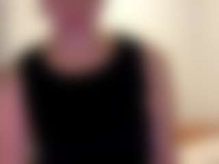 Live cam show with Anna - Cute on Mixed Magazine Live