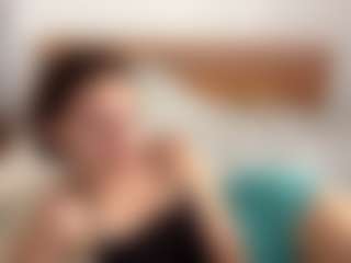 Live cam show with Anna - Cute on livesuperchat.net