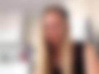 WaiLavelett's Live Sex Cam Show