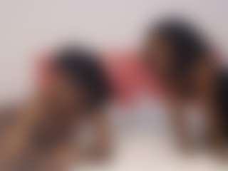 Live cam show with zaliyahtae - Petite on realtime-chat