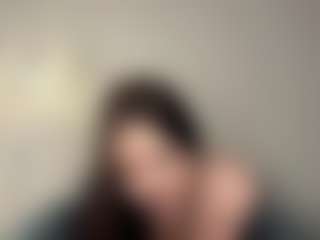 Live cam show with Emily - Blowjob on Cam Slut