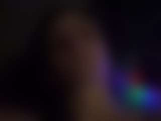 Live cam show with brujaxgrey - New Toys on AdultVida.com