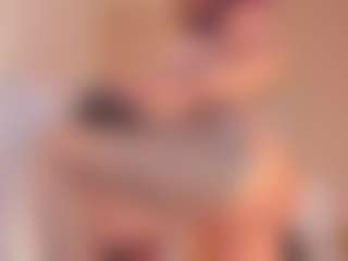 Live cam show with Cyntiaadams - Thick on Camsoda Late Night