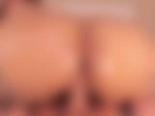 Live cam show with Cyntiaadams - Body Massage on CSO-WL