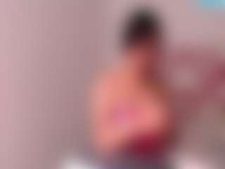 Laurahorny's Live Sex Cam Show