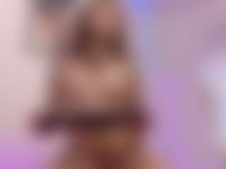 Live cam show with Lily-cooper - Fingers on camwithhim.com