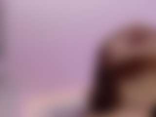Live cam show with Lily-cooper - Snowbunny on eurowanks.com