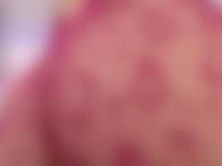 Live cam show with Lily-cooper - Smoking on Camsoda