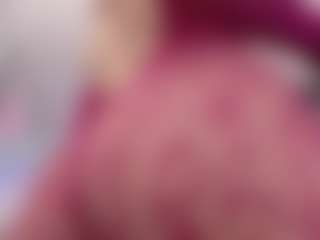 Live cam show with Lily-cooper - Green Eyes on Camsoda