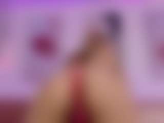Live cam show with Lily-cooper - Athletic on Dolls Live