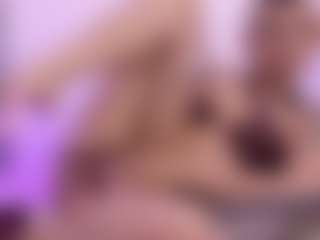 Live cam show with Lily-cooper - Bedroom Teen (18+) on Camsoda