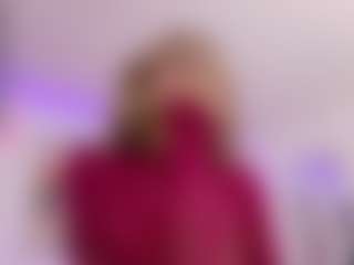 Live cam show with Lily-cooper - Petite on CamClone
