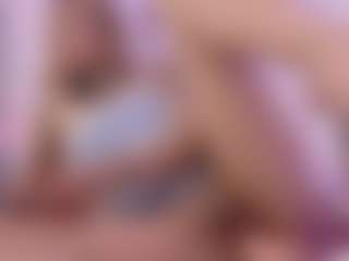 Live cam show with Lily-cooper - Facial Piercings on hotwifechat.live