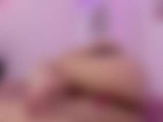 Live cam show with Lily-cooper - Drinking on Camsoda