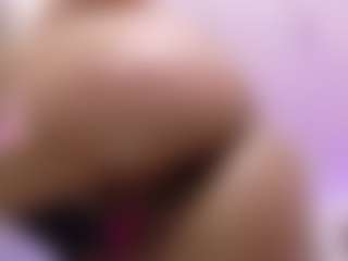 Live cam show with Lily-cooper - Arab Athletic on Camsoda