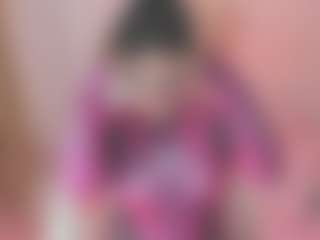 maagicrainboow8's Live Sex Cam Show