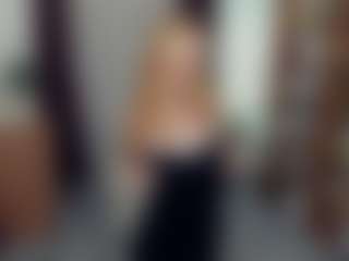 Live cam show with RebecaDepietro - Gamer Blonde Hair on instabang