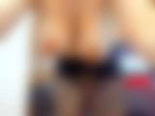 Xrenatablu's Live Sex Cam Show