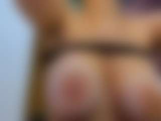 Xrenatablu's Live Sex Cam Show