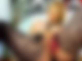 Xrenatablu's Live Sex Cam Show