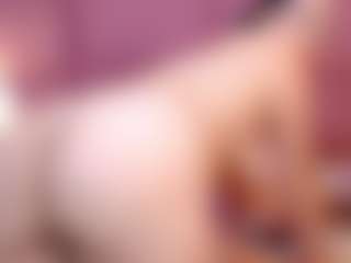 Live cam show with Zoeaitana - Mature on ObeyMaria