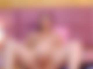 Live cam show with Zoeaitana - Butt Plug on livesexfox.com