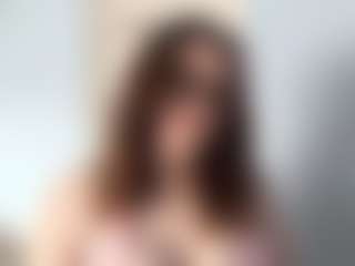 AndraOlmeda's Live Sex Cam Show