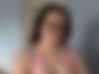 AndraOlmeda's Live Sex Cam Show