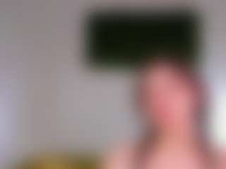 avayuzu's Live Sex Cam Show