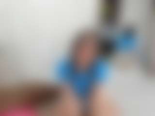 avayuzu's Live Sex Cam Show