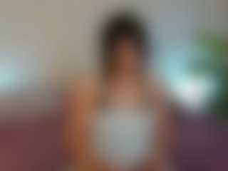 avayuzu's Live Sex Cam Show