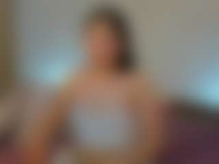 avayuzu's Live Sex Cam Show