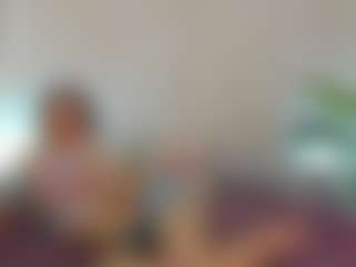 avayuzu's Live Sex Cam Show
