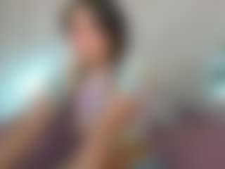 avayuzu's Live Sex Cam Show