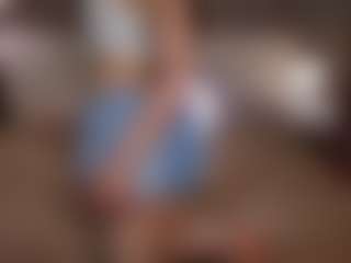 avayuzu's Live Sex Cam Show